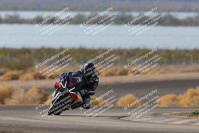 media/Dec-18-2022-SoCal Trackdays (Sun) [[8099a50955]]/Turn 14 (940am)/